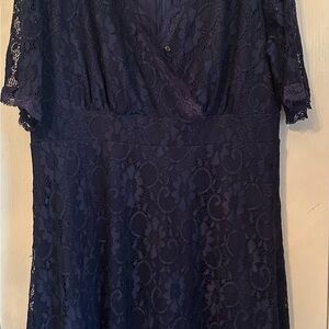 Elegant Lace Dress in Navy Size 16